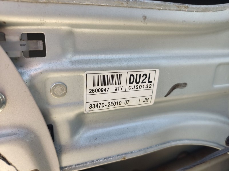 Recambio de elevalunas trasero izquierdo para hyundai tucson (jm) 2.0 referencia OEM IAM 834052E000 834702E010 