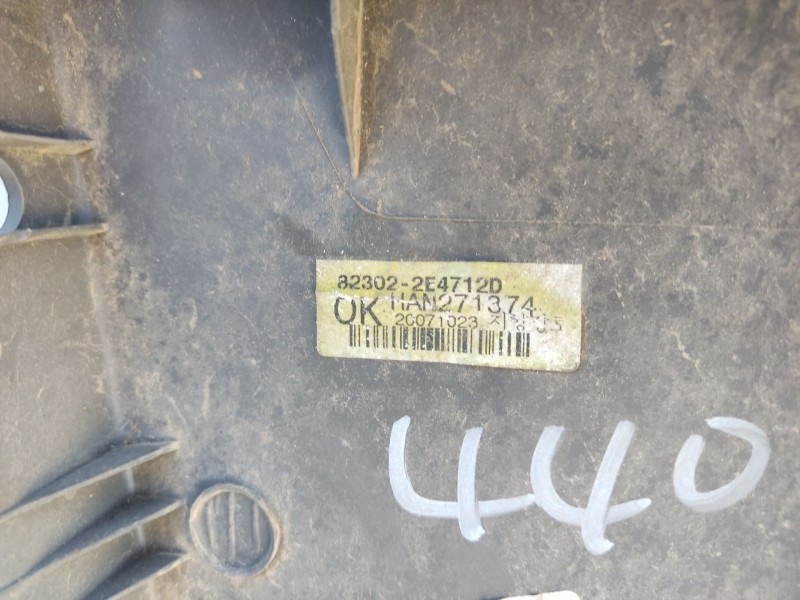 Recambio de guarnecido puerta delantera derecha para hyundai tucson (jm) 2.0 referencia OEM IAM 823022E4712D 823202E000 