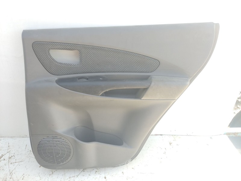 Recambio de guarnecido puerta trasera derecha para hyundai tucson (jm) 2.0 referencia OEM IAM   