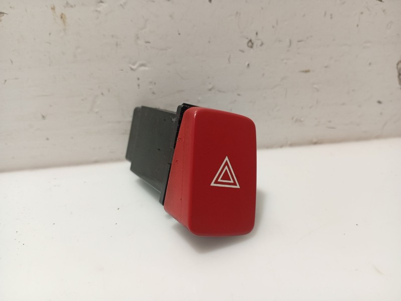 Recambio de warning para hyundai tucson (jm) 2.0 referencia OEM IAM 937902E100CA 937902E000 