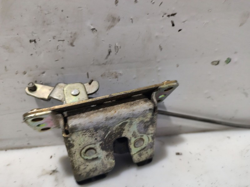 Recambio de cerradura maletero / porton para opel zafira a referencia OEM IAM 5315CMP  