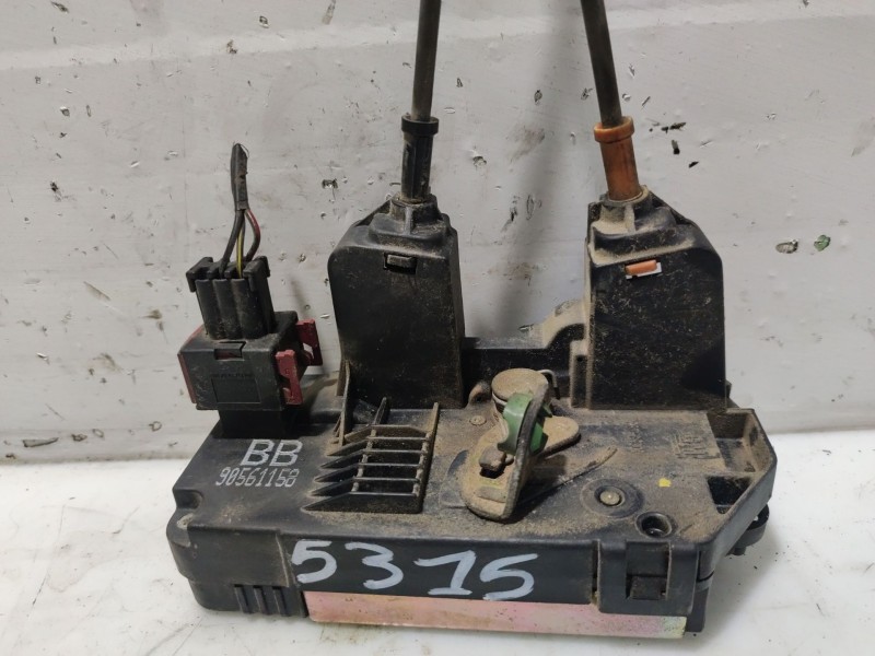 Recambio de cerradura puerta trasera derecha para opel zafira a referencia OEM IAM 5315CPTD  