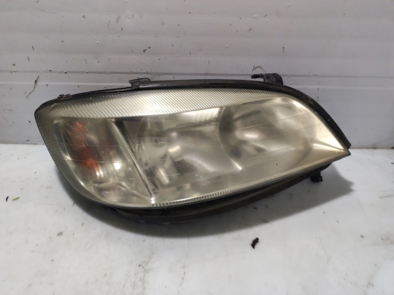 Recambio de faro derecho para opel zafira a referencia OEM IAM 1216276  