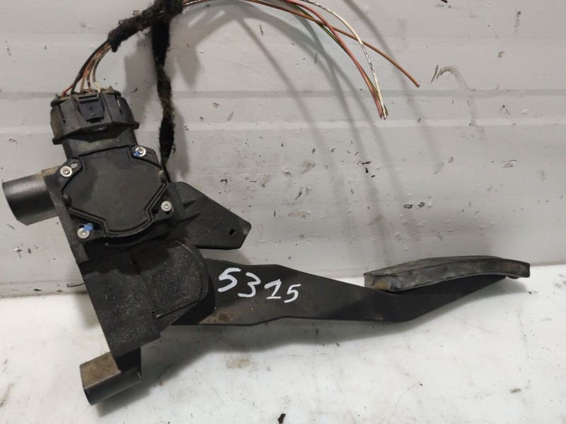 Recambio de pedal acelerador para opel zafira a referencia OEM IAM 848179 90581208 0281002298