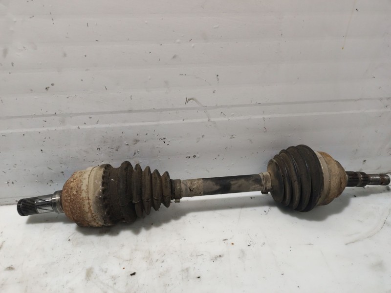 Recambio de transmision delantera izquierda para opel zafira a referencia OEM IAM 374323  