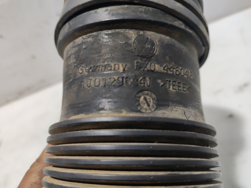 Recambio de tubo para audi a3 (8l) 1.9 tdi attraction referencia OEM IAM  1J0129684J 