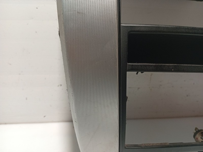 Recambio de moldura para hyundai tucson (jm) 2.0 referencia OEM IAM 847612E511X9  