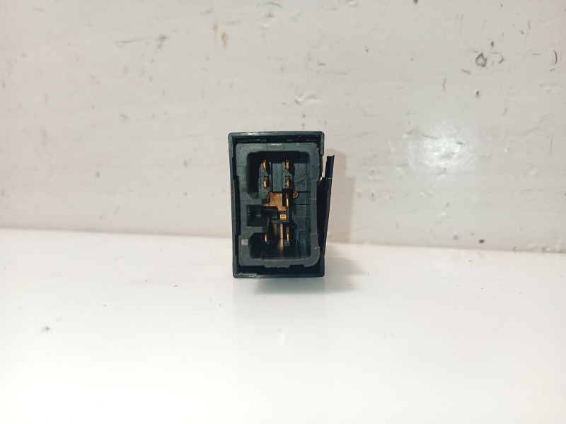 Recambio de mando elevalunas trasero derecho para hyundai tucson (jm) 2.0 referencia OEM IAM 935802E100DD  