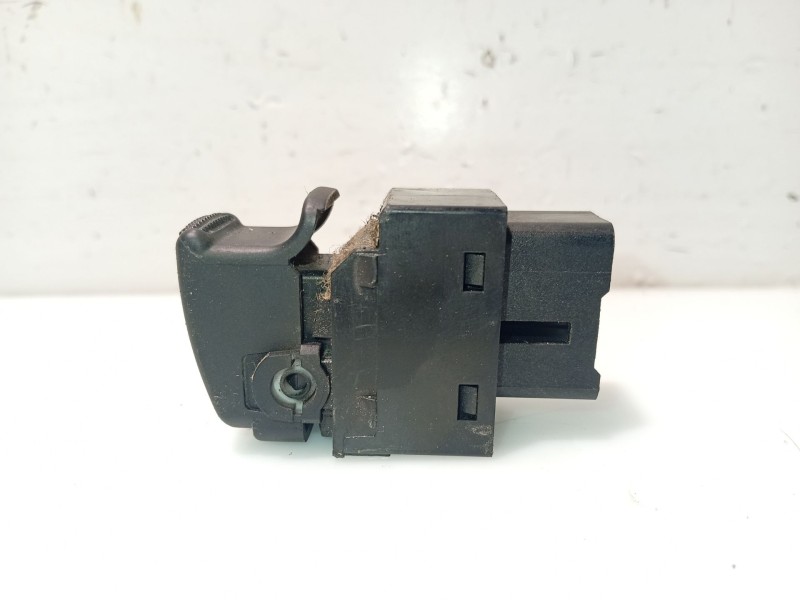 Recambio de mando elevalunas trasero izquierdo para hyundai tucson (jm) 2.0 referencia OEM IAM 935802E100DD  