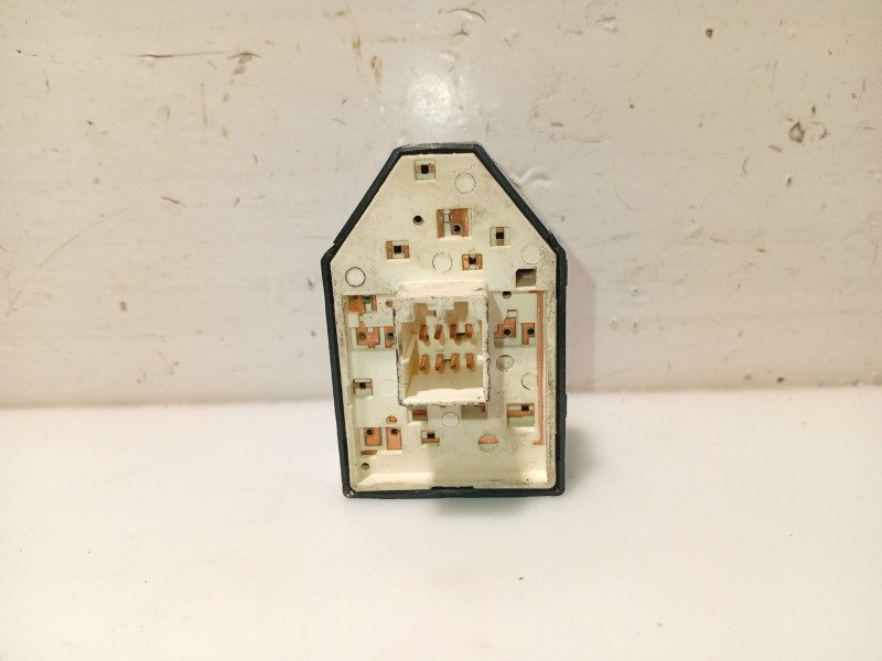 Recambio de mando retrovisor para hyundai tucson (jm) 2.0 referencia OEM IAM 93573D3020  