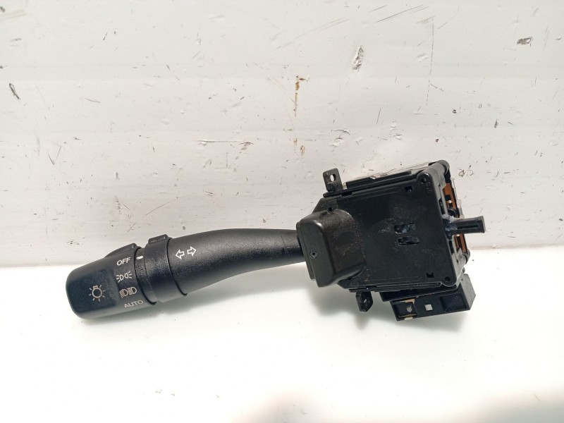 Recambio de mando intermitentes para hyundai tucson (jm) 2.0 referencia OEM IAM 202003393  