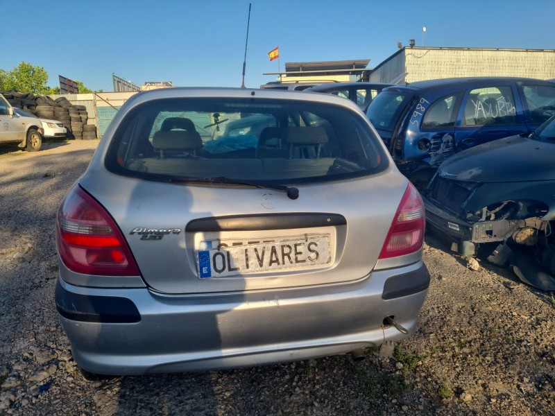 nissan almera ii hatchback (n16) del año 2001