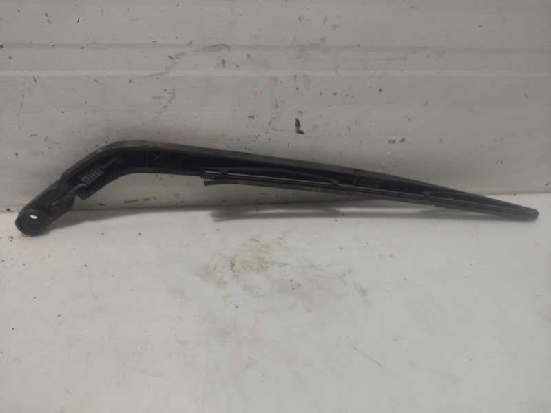 Recambio de brazo limpia trasero para mitsubishi outlander (cu0w) 2.0 cat referencia OEM IAM MR971507  