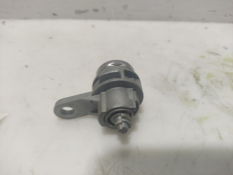 Recambio de bombin porton trasero para mitsubishi outlander (cu0w) 2.0 cat referencia OEM IAM   