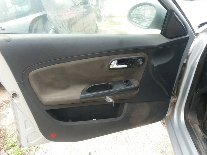 seat ibiza (6l1) cool   |   05.04 - 12.04 | 2004 - 2004 | 101 cv / 74 kw del año 2004