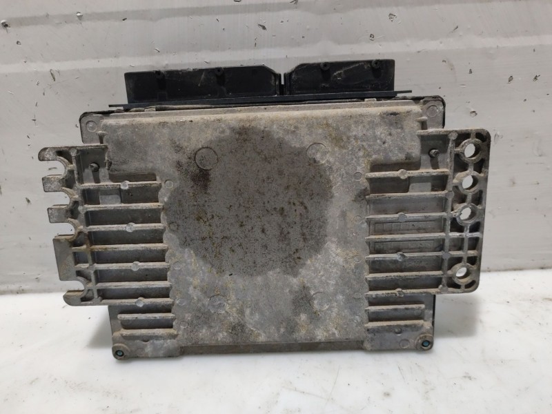 Recambio de centralita motor uce para nissan micra (k12e) referencia OEM IAM 0  