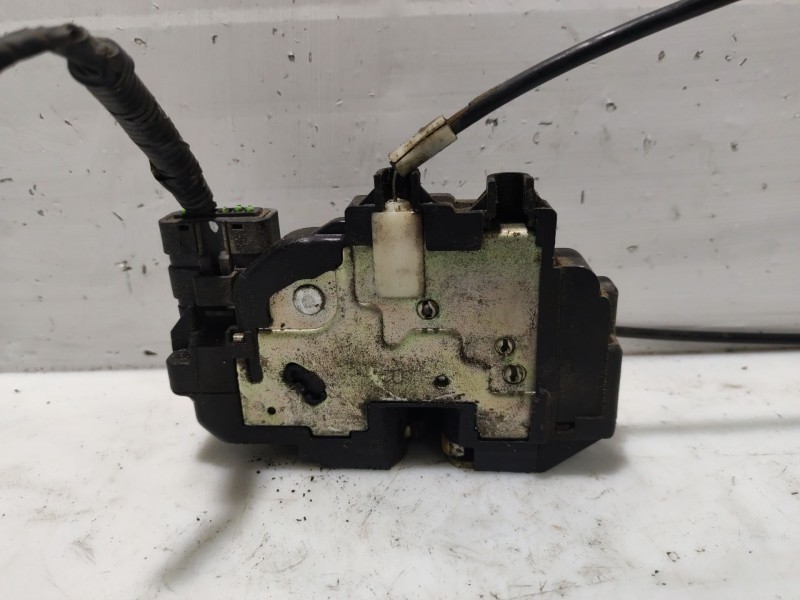 Recambio de cerradura puerta delantera derecha para nissan micra (k12e) referencia OEM IAM 80500AX61A  