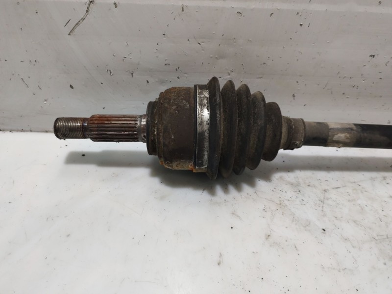 Recambio de transmision delantera izquierda para nissan micra (k12e) referencia OEM IAM 39101AY100  