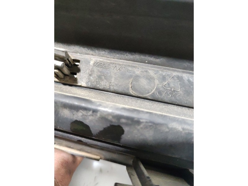 Recambio de rejilla delantera para nissan micra (k12e) referencia OEM IAM   