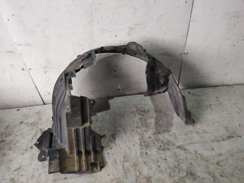 Recambio de paso de rueda delantero derecho para nissan micra (k12e) referencia OEM IAM 63842AX600  