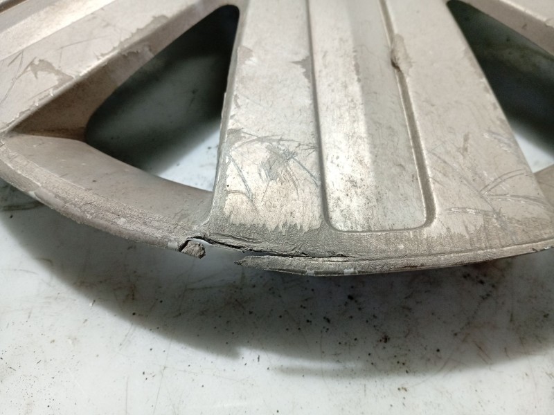 Recambio de tapacubos para ford fiesta v (jh_, jd_) 1.4 16v referencia OEM IAM   