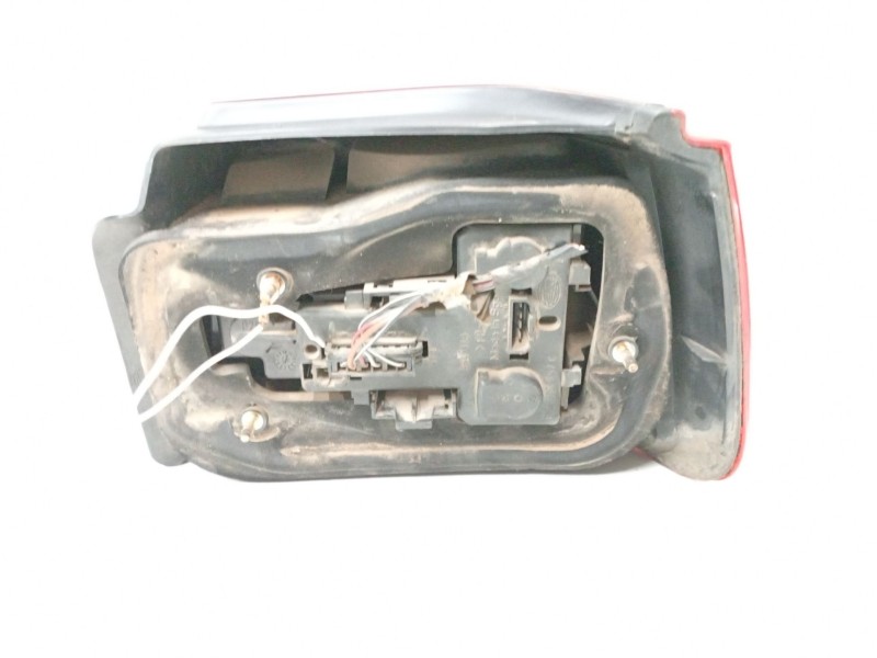 Recambio de piloto trasero izquierdo para seat ibiza ii (6k1) 1.9 sdi referencia OEM IAM 6K6945111G  