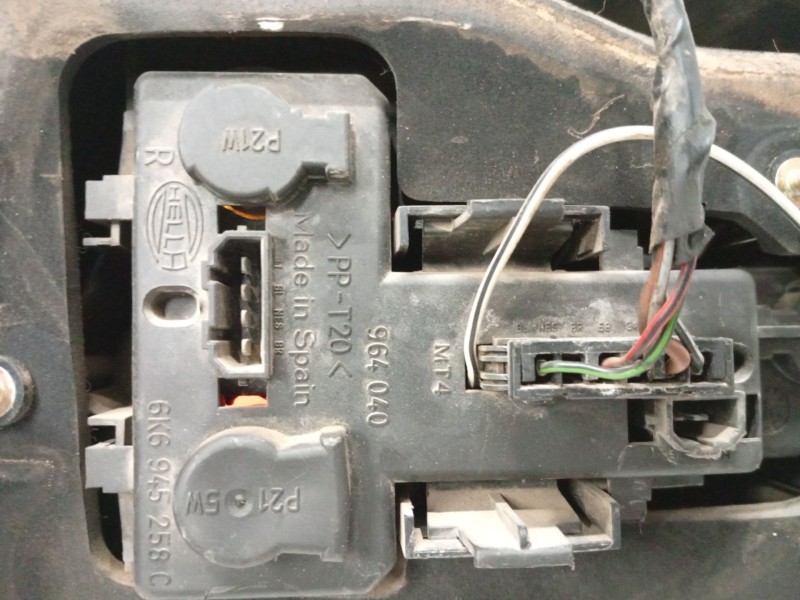 Recambio de piloto trasero derecho para seat ibiza ii (6k1) 1.9 sdi referencia OEM IAM 6K6945112G  