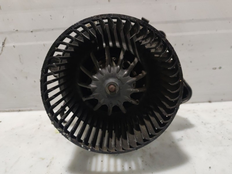 Recambio de motor calefaccion para fiat idea (135) 1.3 jtd cat referencia OEM IAM 77362495  