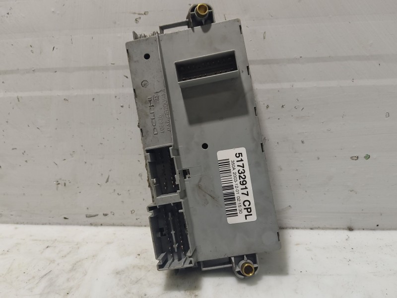 Recambio de caja reles / fusibles para fiat idea (135) 1.3 jtd cat referencia OEM IAM   