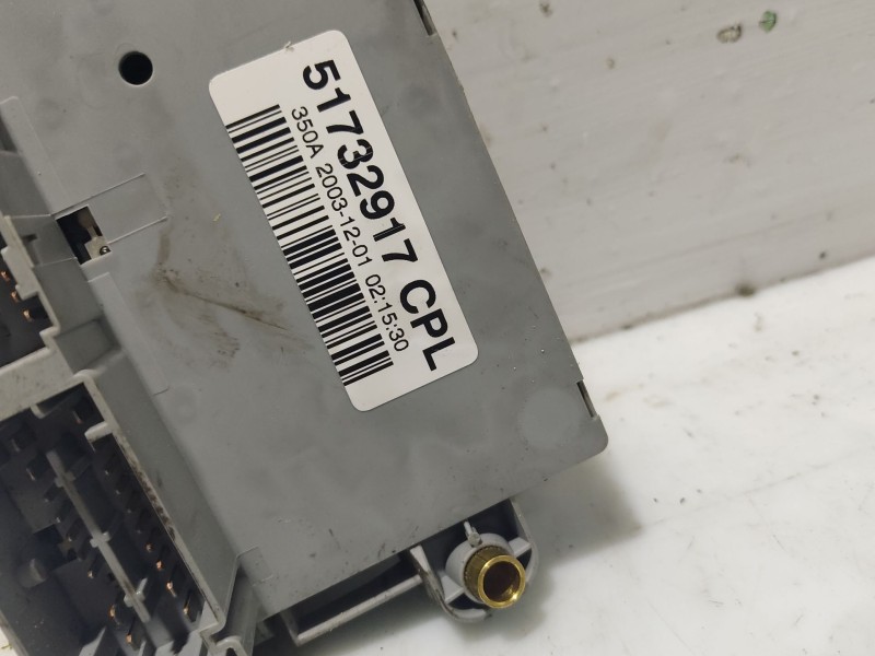 Recambio de caja reles / fusibles para fiat idea (135) 1.3 jtd cat referencia OEM IAM   