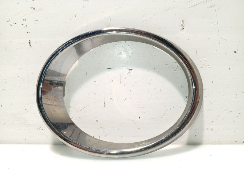 Recambio de moldura para renault kadjar (ha_, hl_) 1.6 dci 130 referencia OEM IAM 261A21822R  1588308X