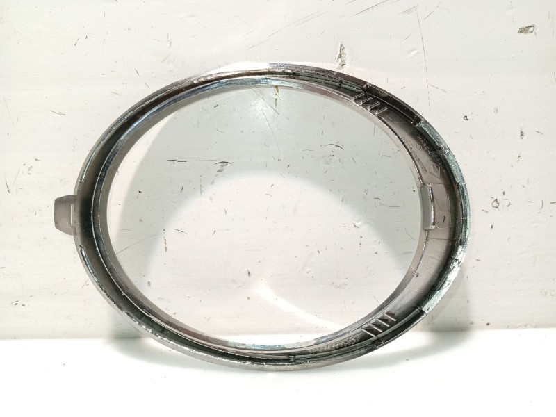 Recambio de moldura para renault kadjar (ha_, hl_) 1.6 dci 130 referencia OEM IAM 261A21822R  1588308X