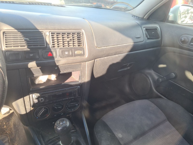 volkswagen golf iv (1j1) del año 2000