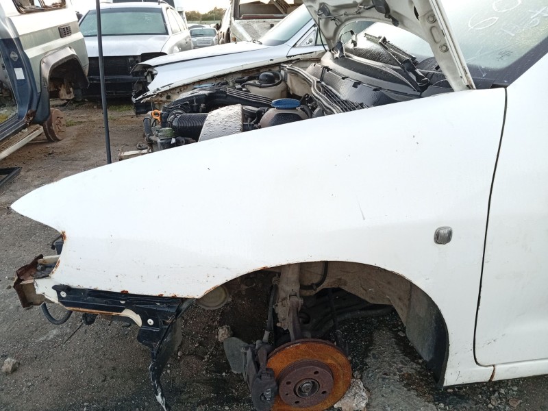 Recambio de aleta delantera izquierda para seat ibiza ii (6k1) 1.9 sdi referencia OEM IAM 6K0821021D  