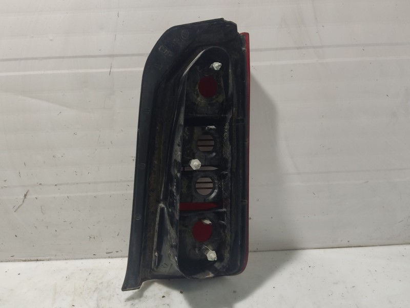 Recambio de piloto trasero izquierdo para fiat idea (135) 1.3 jtd cat referencia OEM IAM 46829509  