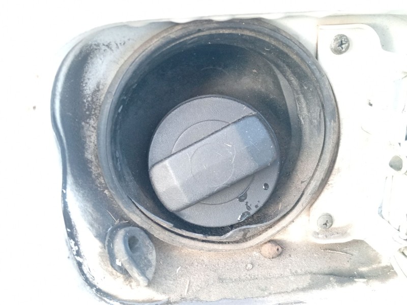 Recambio de tapon combustible para seat ibiza ii (6k1) 1.9 sdi referencia OEM IAM 1J0201550BF9B9  