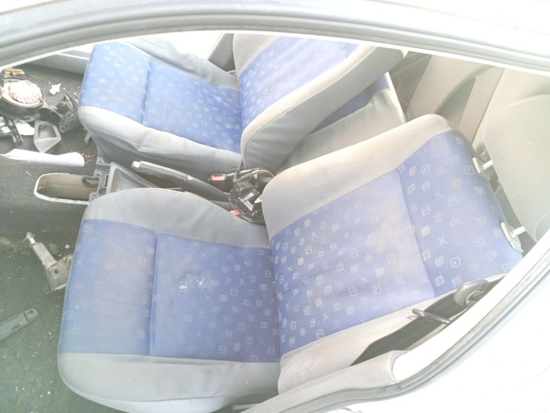 Recambio de asiento delantero izquierdo para seat ibiza ii (6k1) 1.9 sdi referencia OEM IAM 6024ADI  