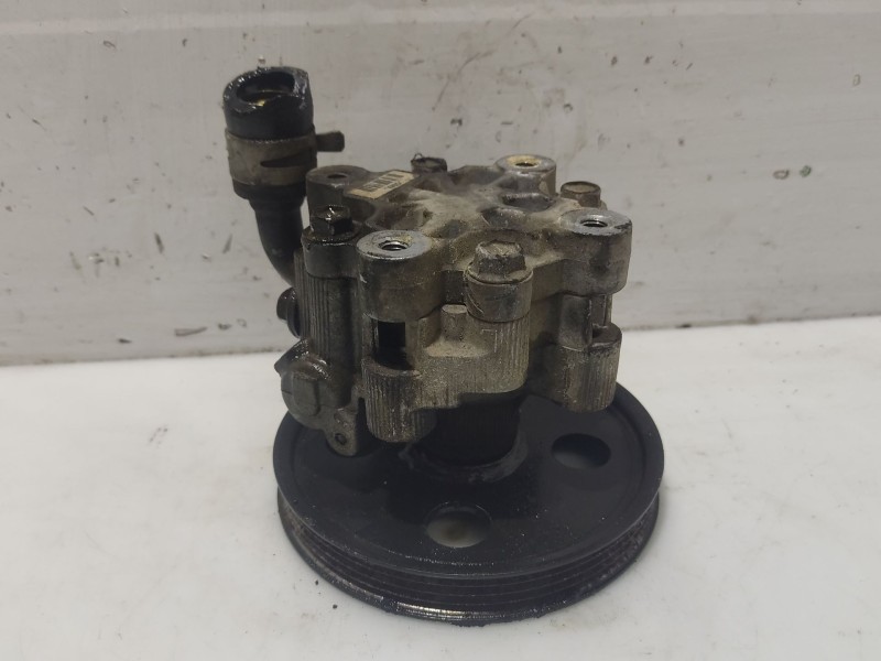 Recambio de bomba direccion para chrysler voyager iv (rg, rs) 2.5 crd referencia OEM IAM 4868429AD  