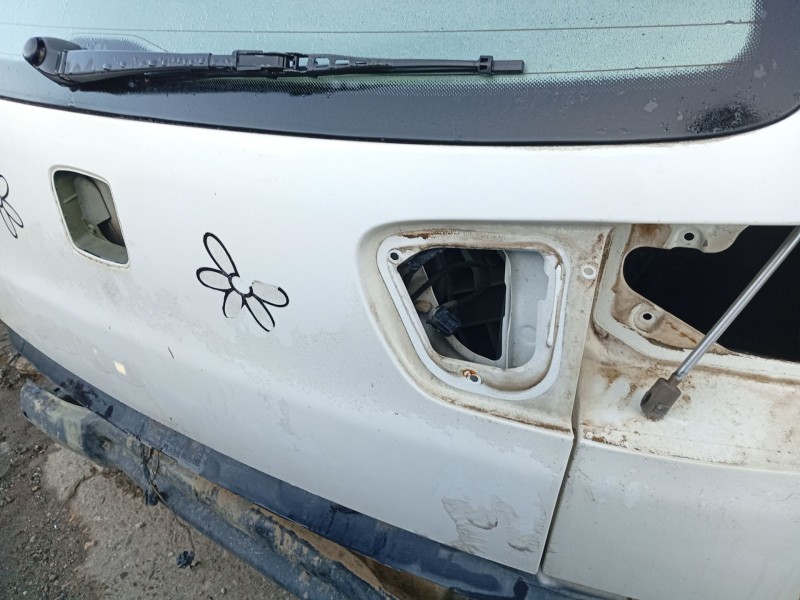 Recambio de porton trasero para seat ibiza ii (6k1) 1.9 sdi referencia OEM IAM 6K6827025D  