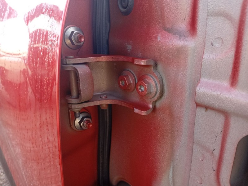 Recambio de bisagra puerta delantera derecha para renault kadjar (ha_, hl_) 1.6 dci 130 referencia OEM IAM 804003541R  