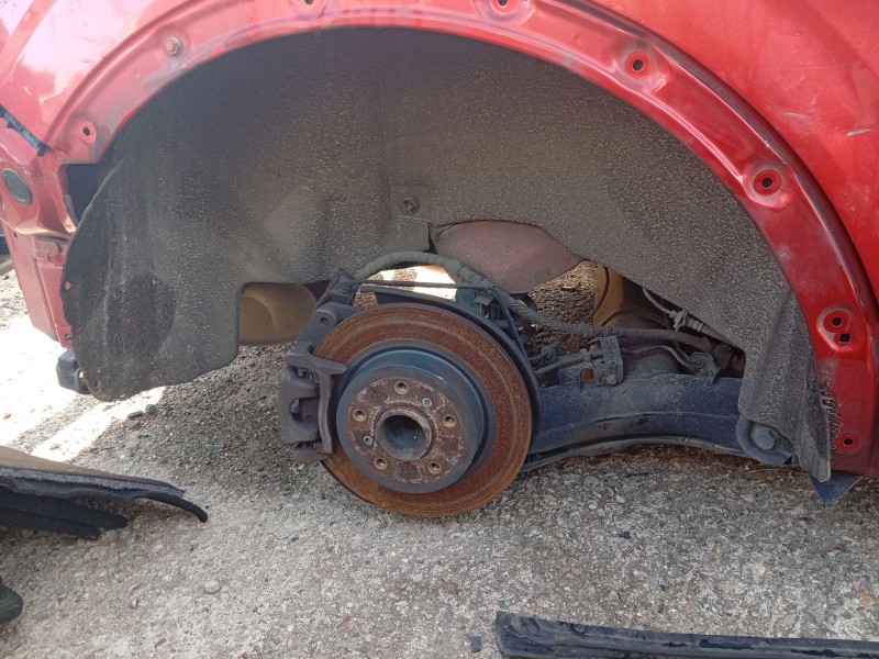 Recambio de paso de rueda trasero derecho para renault kadjar (ha_, hl_) 1.6 dci 130 referencia OEM IAM 767484880R  