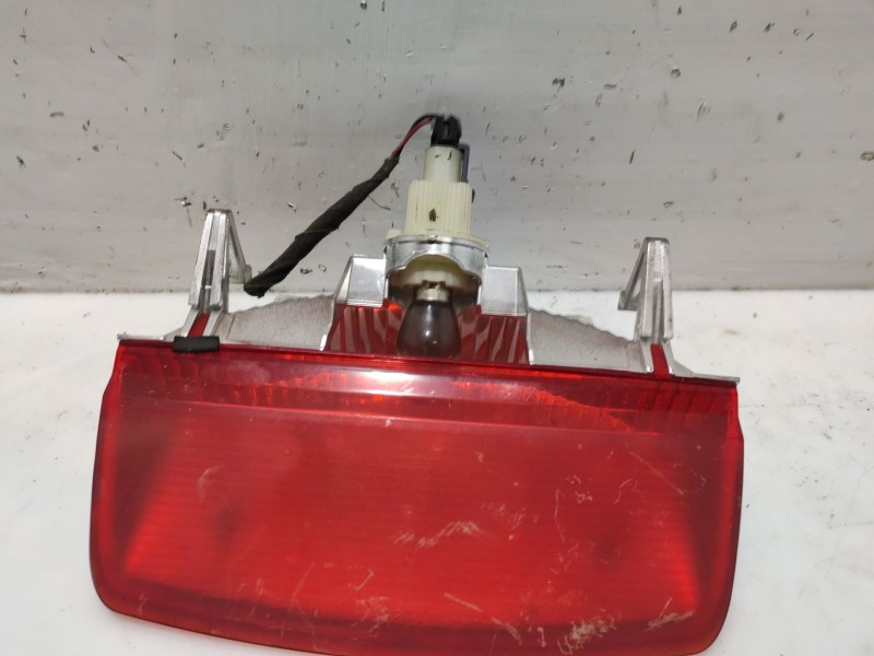 Recambio de luz central de freno para nissan micra (k12e) referencia OEM IAM 26590AX000  