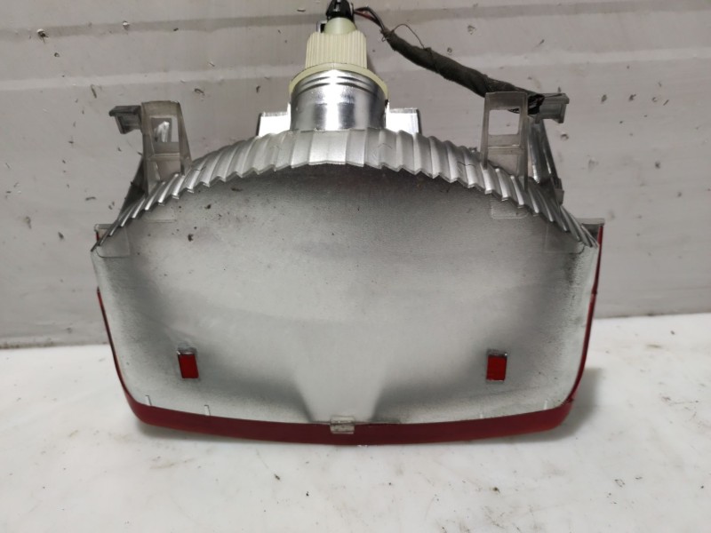 Recambio de luz central de freno para nissan micra (k12e) referencia OEM IAM 26590AX000  