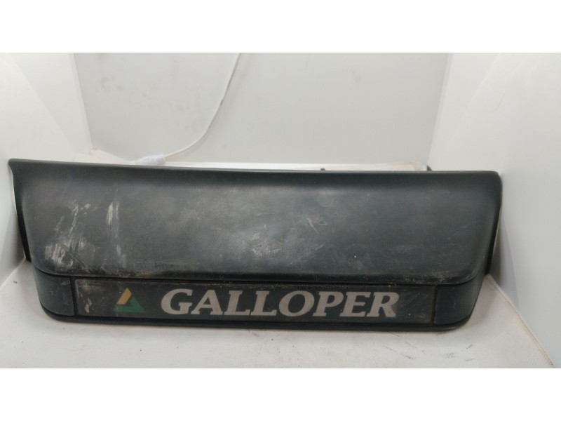 Recambio de moldura para mitsubishi galloper (hyundai) 2.5 td exceed referencia OEM IAM MB774438 MB774438 MB774438