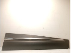 Recambio de moldura puerta delantera derecha para renault kadjar (ha_, hl_) 1.6 dci 130 referencia OEM IAM 801864468R 801863858R