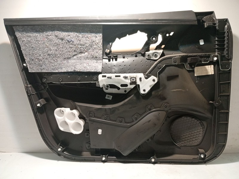 Recambio de guarnecido puerta delantera izquierda para renault kadjar (ha_, hl_) 1.6 dci 130 referencia OEM IAM 809007079R  