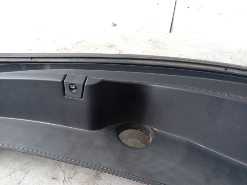 Recambio de moldura para renault kadjar (ha_, hl_) 1.6 dci 130 referencia OEM IAM   