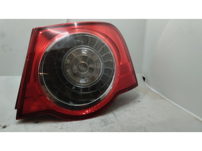 Recambio de piloto trasero derecho para volkswagen passat berlina (3c2) referencia OEM IAM 3C5945096C 3C5945096C 3C5945096C