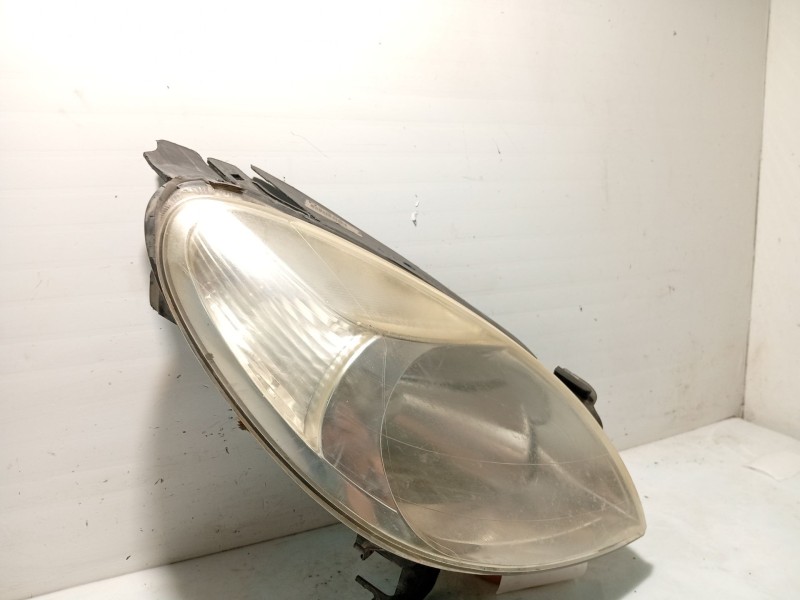 Recambio de faro derecho para citroën xsara picasso (n68) 1.6 hdi referencia OEM IAM 6205W0  