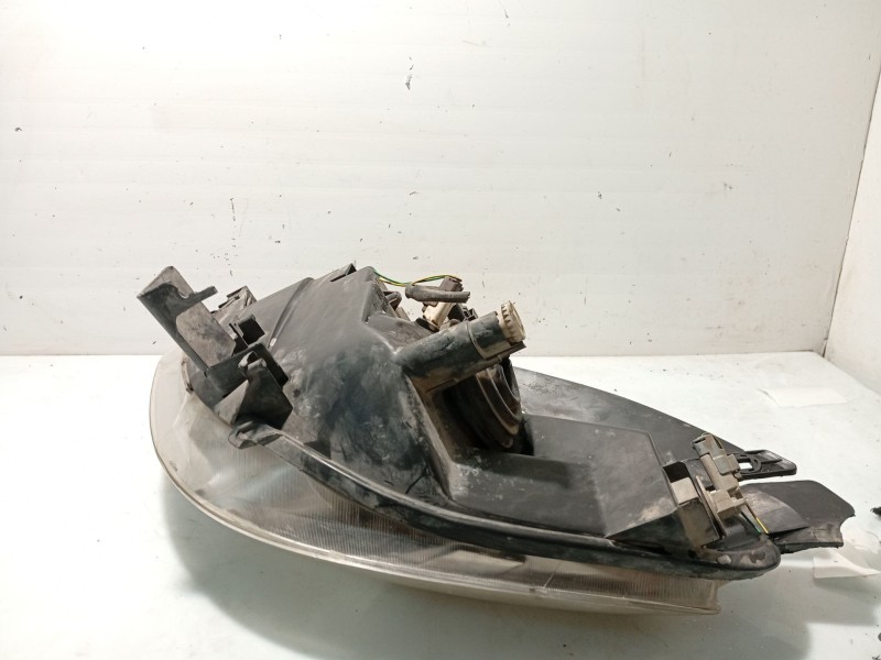 Recambio de faro derecho para citroën xsara picasso (n68) 1.6 hdi referencia OEM IAM 6205W0  